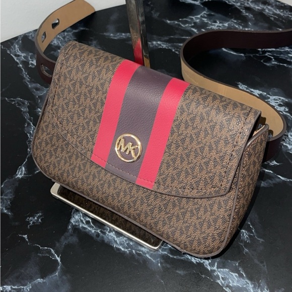 Michael Kors Brown Signature Leather Stripe Waist Fanny Belt Bag S/M - Picture 3 of 13